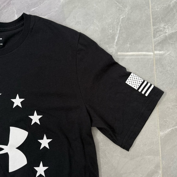 Men’s Under Armour Freedom Patriotic Flag Short Sleeve Heatgear Shirt Small - Picture 7 of 16